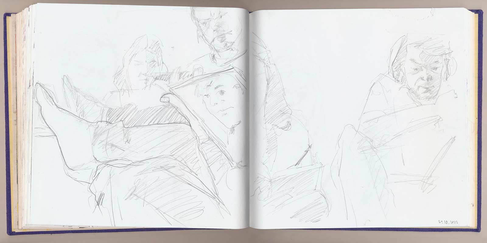 Sketches 2022 by Vera den Arend - pencil on paper - 18.5x18.5cm